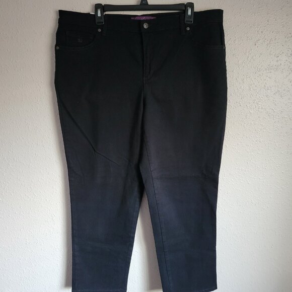 Gloria Vanderbilt Women's Straight Leg Jeans - Picture 1 of 6